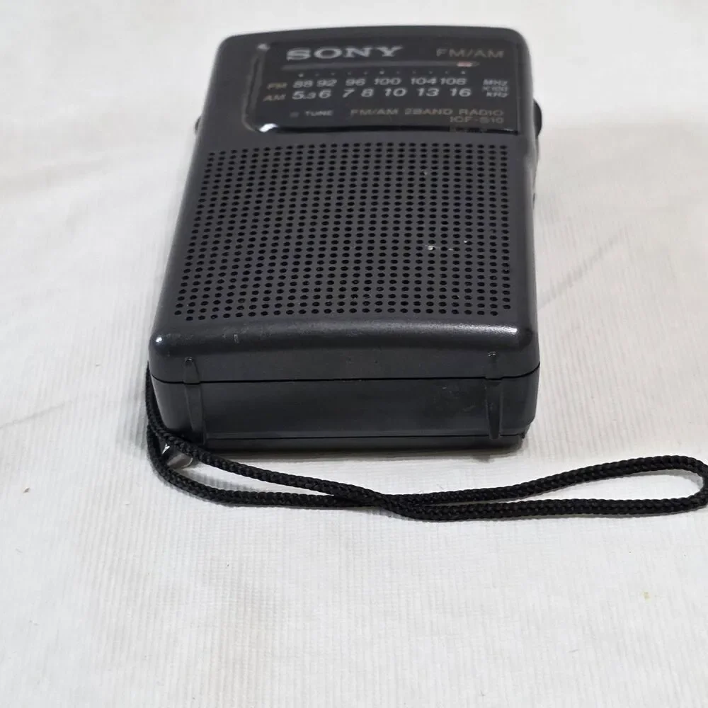 Vintage Sony Am\Fm Handheld Portable Radio ICF-S10